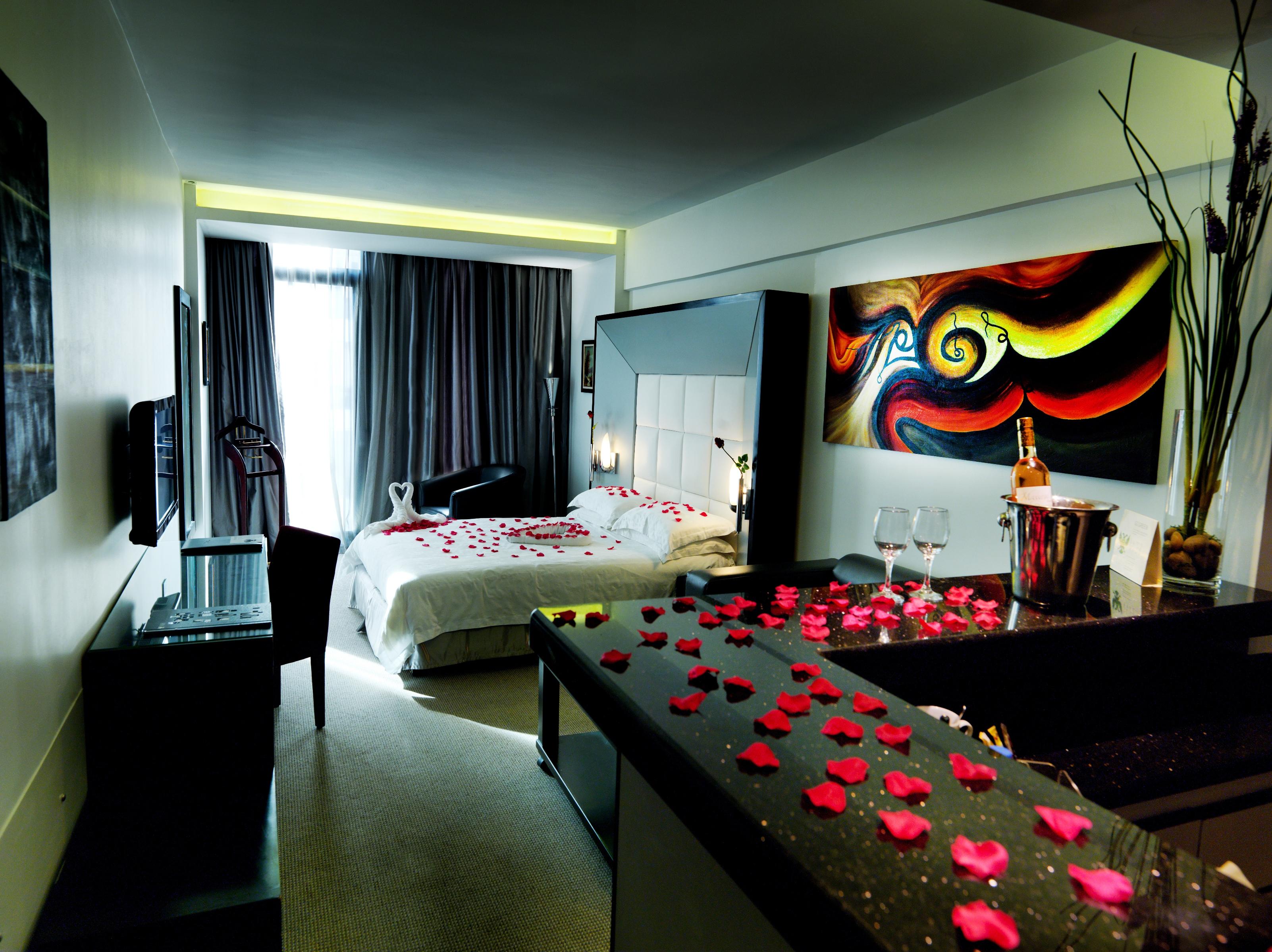 Wh Hotel Beirut Bagian luar foto
