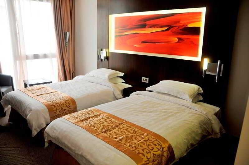 Wh Hotel Beirut Bagian luar foto